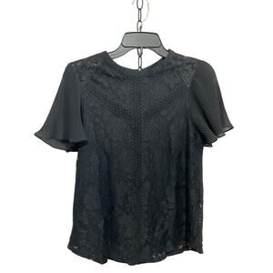 Cable & Gauge Black Lacy Top Size Small